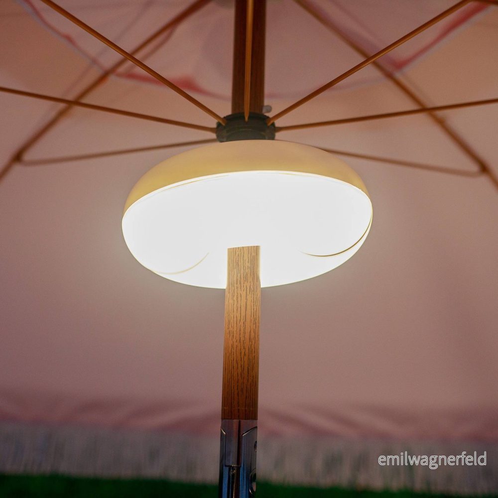 Newgarden LED uppladdningsbar lampa Lima, IP54, RGBW, solskydd 8435578512433